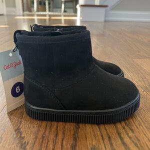 NWT Cat & Jack Arlo Booties - Black - Size 6T